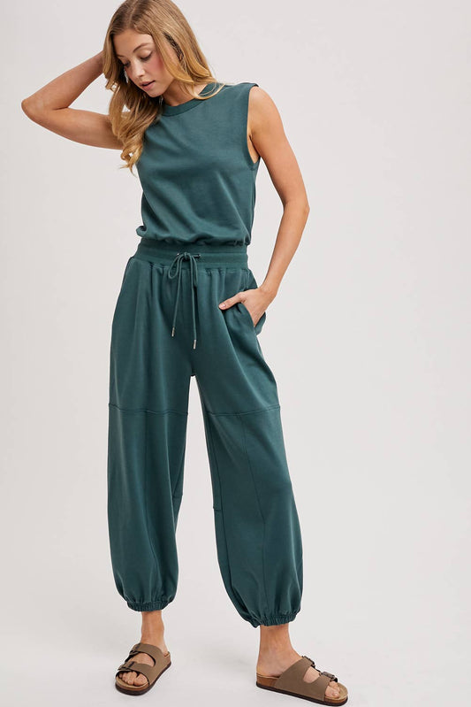 SLEEVELESS KNIT ACTIVE JUMPSUIT