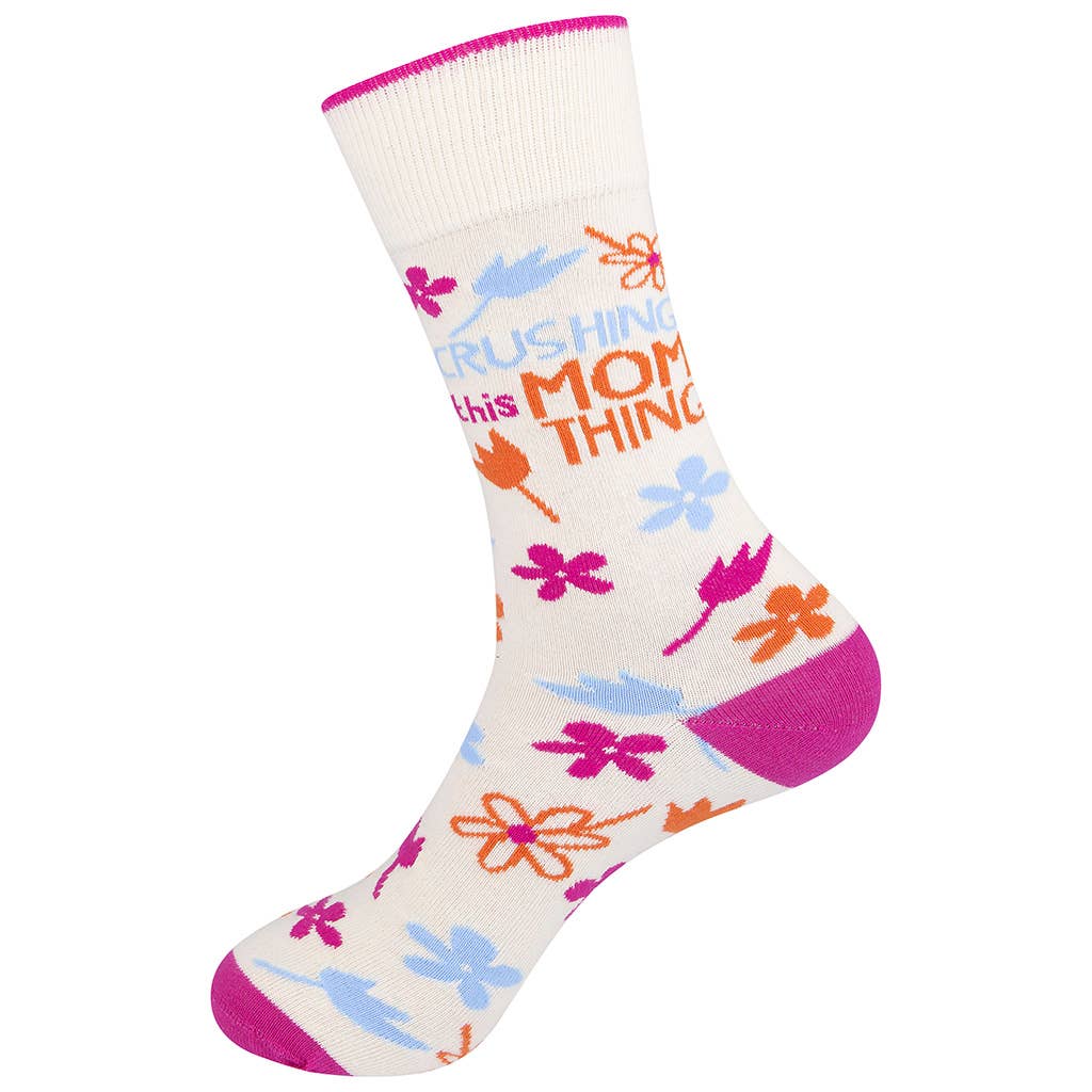 CRUSHING MOM THING SOCKS