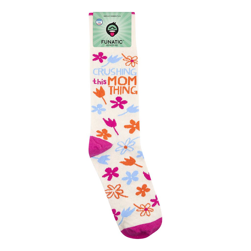CRUSHING MOM THING SOCKS