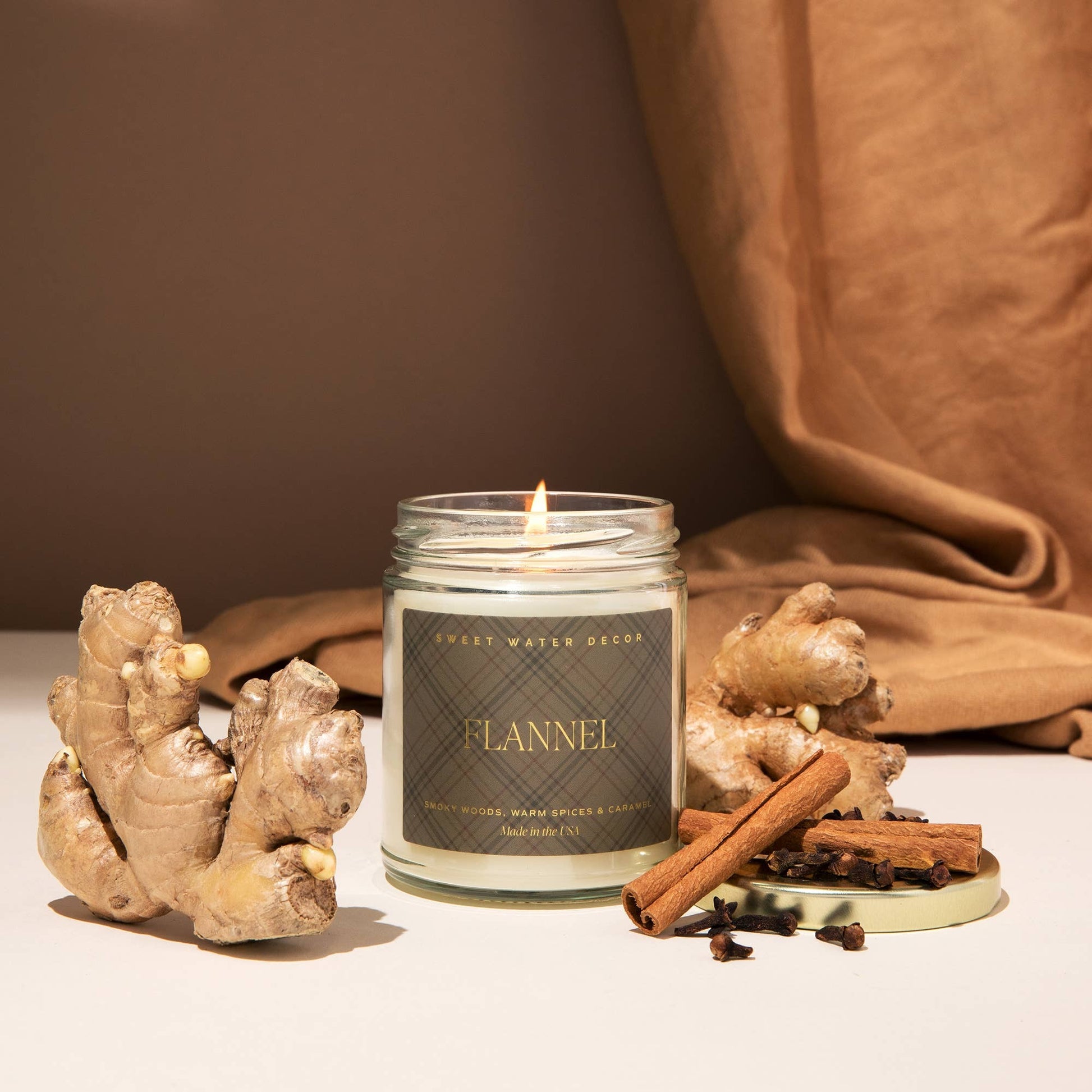 FLANNEL 9oz CANDLE