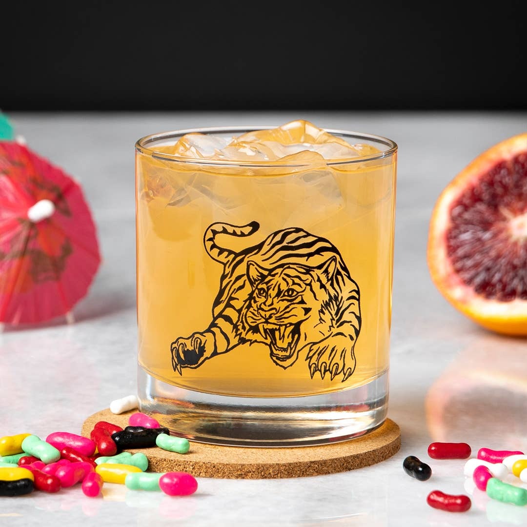 TIGER ROCKS GLASS