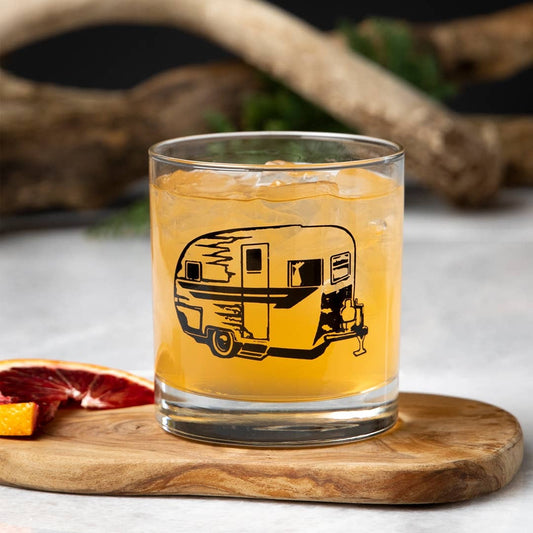 CAMPER TRAILER ROCKS GLASS