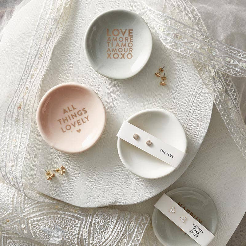 THE MRS RING DISH & EARRINGS