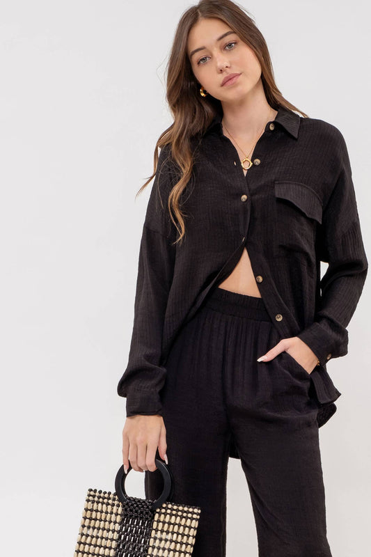 LIGHTWEIGHT BUTTON DOWN SHIRT