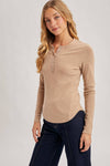 HENLEY SNAP BUTTON FRONT