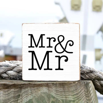 MR & MR WOOD BLOCK