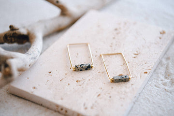 RECTANGULAR GOLD HOOPS