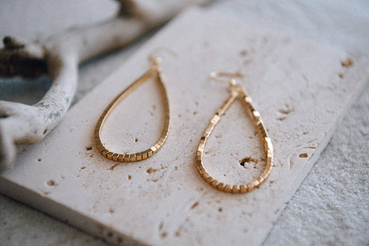 HEPBURN TEARDROP EARRINGS