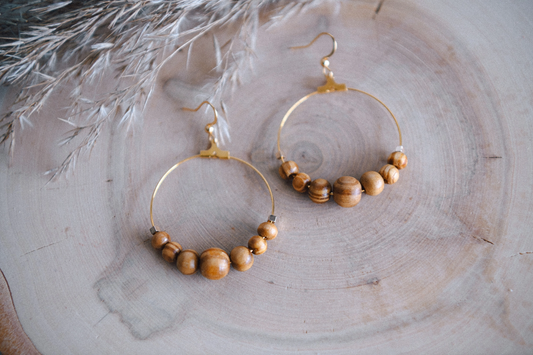 LIGHTWEIGHT BOHO HOOP EARRINGS