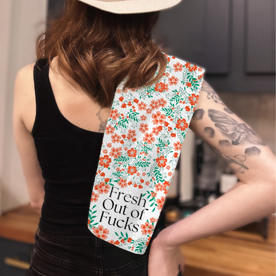 FRESH OUT KITCHEN TOWEL NEW
