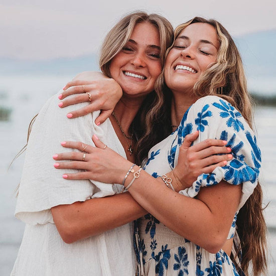 SISTERS HAIR TIE BRACELETS