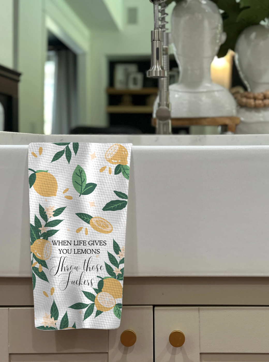 LIFE GIVES YOU LEMONS K TOWEL