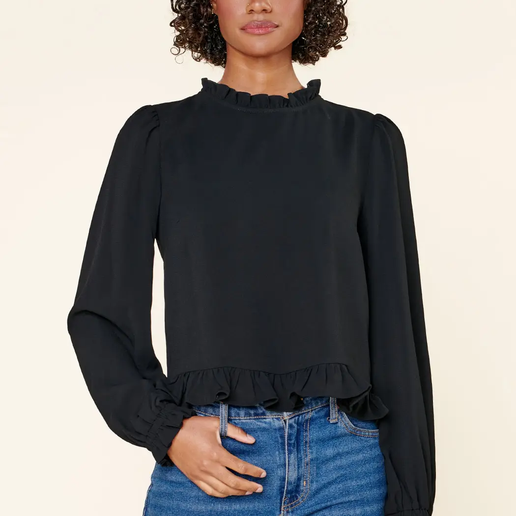 BLACK RUFFLE TOP