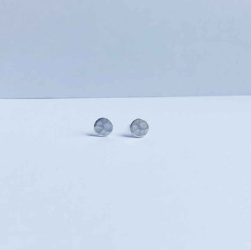 SILVER TEXTURED CIRCLES